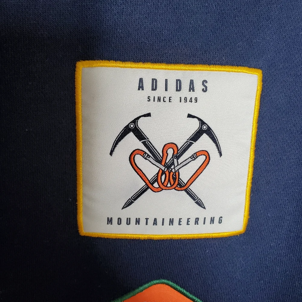 Adidas Oversized Mountaineering Climbing Patch Crew Sweatshirt Y2k